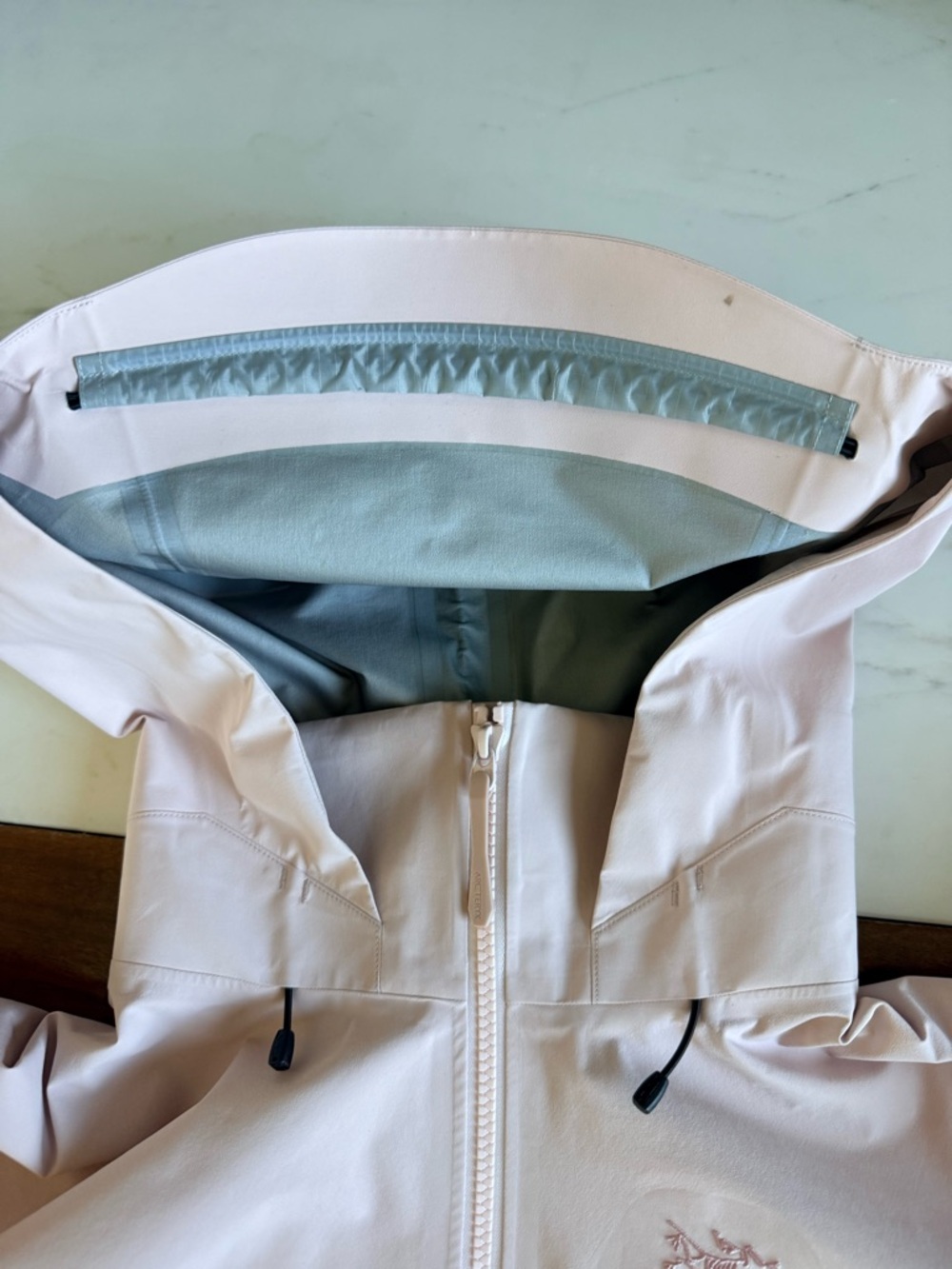 Arc'teryx Women’s BETA AR JACKET pro-level protective hardshell Size M - Picture 8 of 17